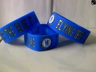 JakWristband's tweet image. @JeskyJ :) kirim sms 
#Nama
#NoTlp
#Almt Lengkap+Kode Pos
#Chelsea (GOLD)+Jumlah yg diorder
k no yg ada di Bio Twitter