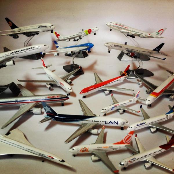 Y así fue como hoy se completo la colección. #AvionesComerciales #Lan #Taca #Avianca #AA #Iberia #Concorde #Sjmq @Emol