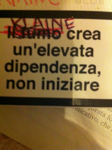 Conniewarblers's tweet image. Questo è quello che succede quando fumi #klaineiseverywere