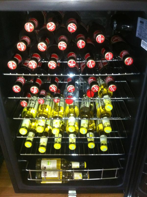 Durst? Heute wird im STARTPLATZ zum ersten mal angestoßen. Wir freuen uns auf alle, die vorbeikommen :-) #startplatz