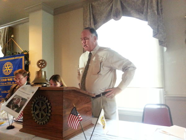 GallatinRotary's tweet photo. Reggie Mudd from the dept. Of economic and community development.  #rotary #rotary6760 http://t.co/Ti2johPd