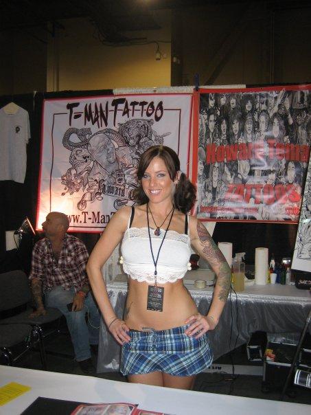 working a #tattoo convention in #Vegas -- #ThrowbackThursday http://t.co/D9GHRd7p<a href="/tag/tattoo"class="tags">#tattoo</a><a href="/tag/vegas"class="tags">#Vegas</a><a href="/tag/throwbackthursday"class="tags">#ThrowbackThursday</a>