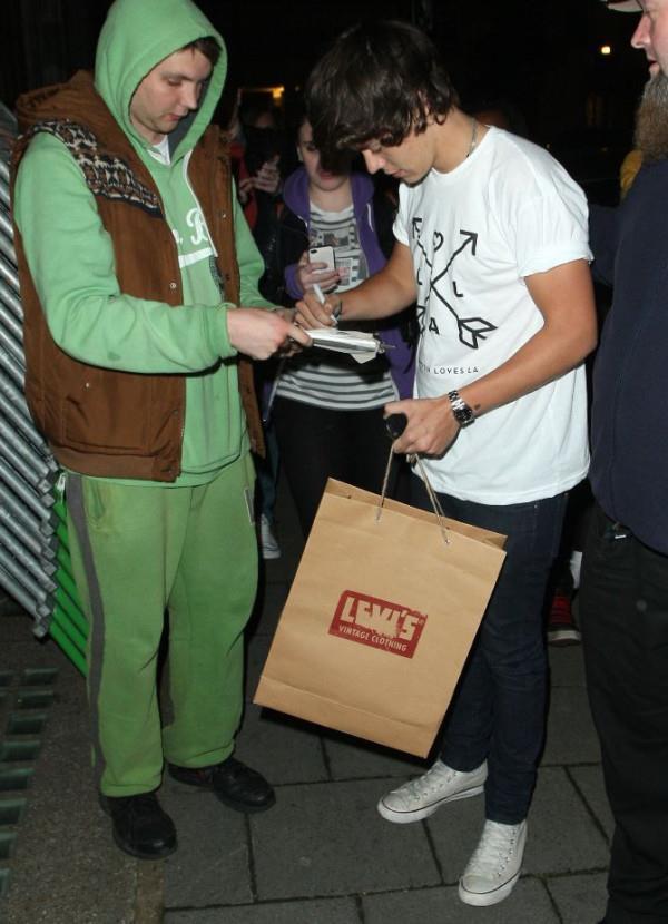 Embedded image permalink