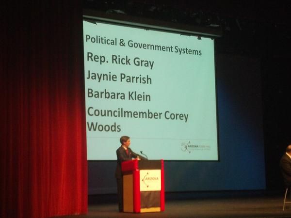 jhelfgot's tweet photo. @AZTownHall #EngagingAZ http://t.co/0EJdFqII
