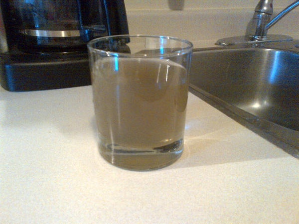 melissayouds's tweet image. Surrey water pipes busted yayyy all the water in my house is black #surreyproblems