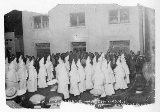 OC Weekly provides preview of 3 sites on Saturday's San Pedro anarchist walking tour bit.ly/TR50FI - IWW hall