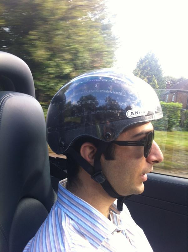 77A's tweet photo. The amazing Kranium Helmet, for bicycles, motor bikes, paragliding etc etc @KraniumDesign: I'm scared of convertibles! http://t.co/XpCNoEu2