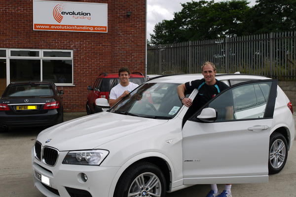 #LeicesterTigers Centre #AnthonyAllan &amp; #Gloucester Full Back #OllyMorgan Collecting their new #BMW X3 M-Sports