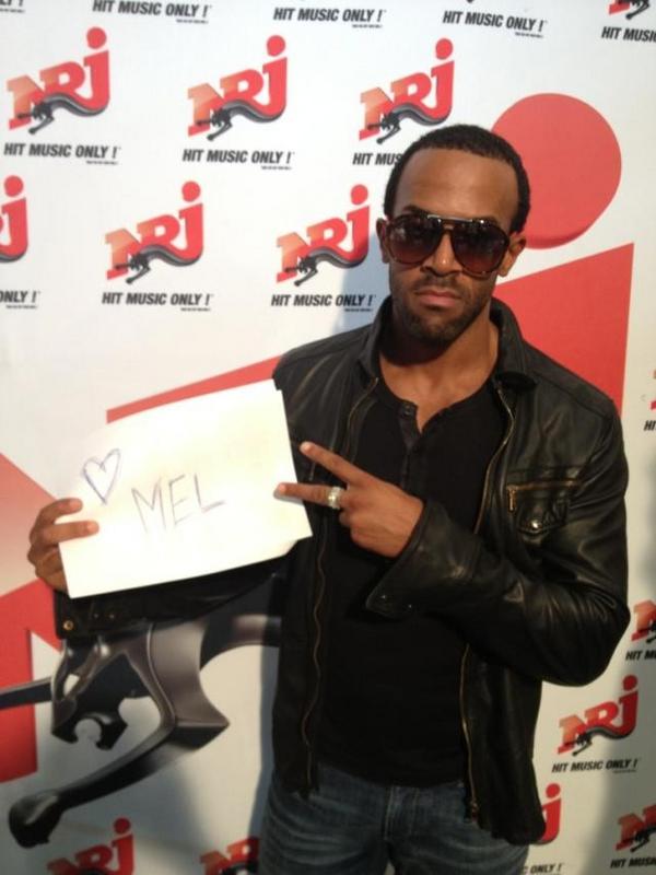 CraigDavid's tweet photo. “@MelDsmo: Thanks @CraigDavid ! :) http://t.co/8tFlr6v3” My pleasure... Your boyfriend loves you a lot! Good guy!