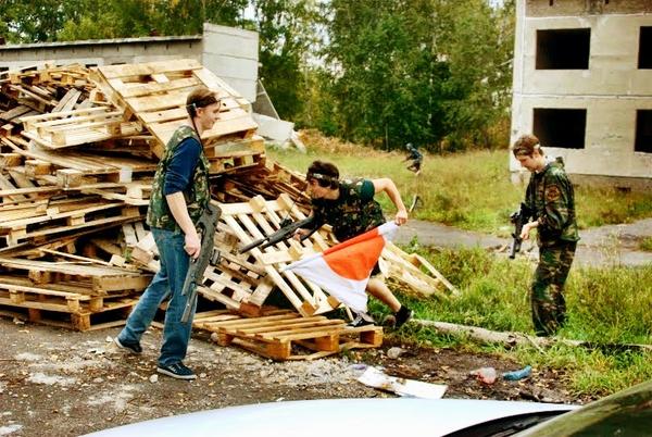 Захват флага <a href="/dvig_al/">Aleksandr Litvinov</a> <a href="/mnasyrov/">Mikhail Nasyrov</a> <a href="/XoredHQ/">Xored Software, Inc</a> // захватывали как могли