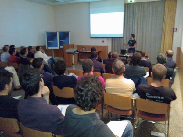 aboschin's tweet image. Lot of ppl at the event listening to @dottor speaking on #aspnet4.5 @xedotnet