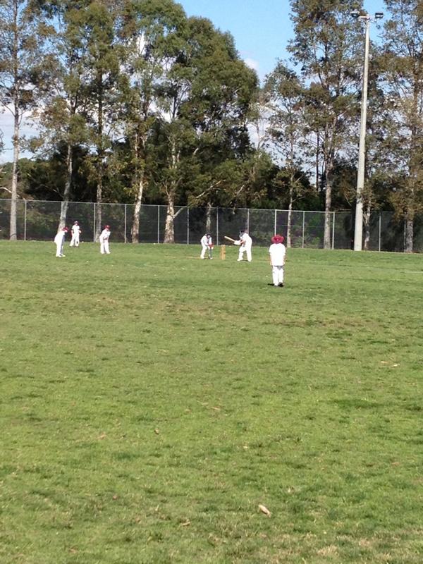 MattWaters55's tweet photo. What a great morning, spring and the cricket season is here. http://t.co/VHmbOIQC