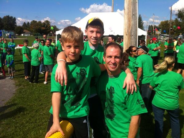 MarkCavallin's tweet photo. Family at the walk-a-thon for Elsa Lalonde. http://t.co/5kHbp2uI