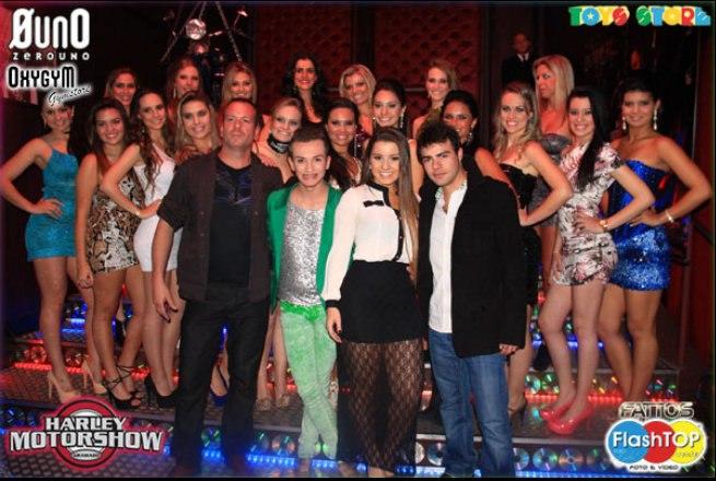 Meninas do Evento..gra&ccedil;as a Deus tudo deu certo..Obrigada Deus. http://t.co/VjgbJMAK<a href="/tag/bbb22"class="tags"><span>#bbb22</span></a>