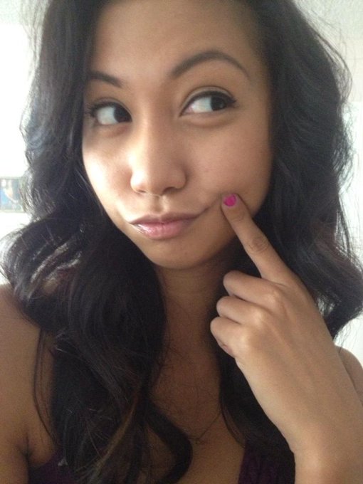 Poke my cheek http://t.co/4BOf8WJk<a href="/tag/kuyamodelexpo2"class="tags"><span>#kuyamodelexpo2</span></a>