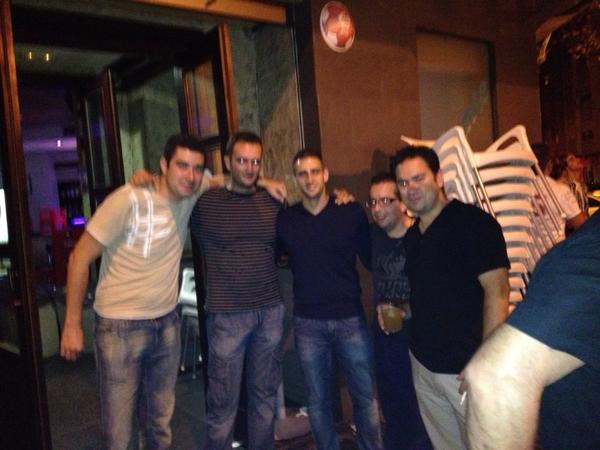 Jochiko's tweet photo. Aki toy cn mis colegas @elmanuct @joseasoler , pepito y edu #CyR2012 http://t.co/meu0MOtj