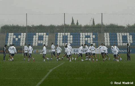 Real Madrid Pic Real Madrid berlatih di saat hujan