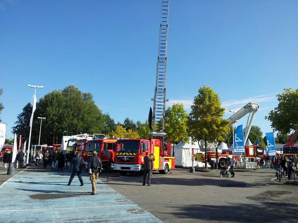 Au congrès d'Amiens <a href="/Pompiersfr/">Pompiers de France</a> <a href="/AmiensSP2012/">Congrès SP Amiens 12</a>