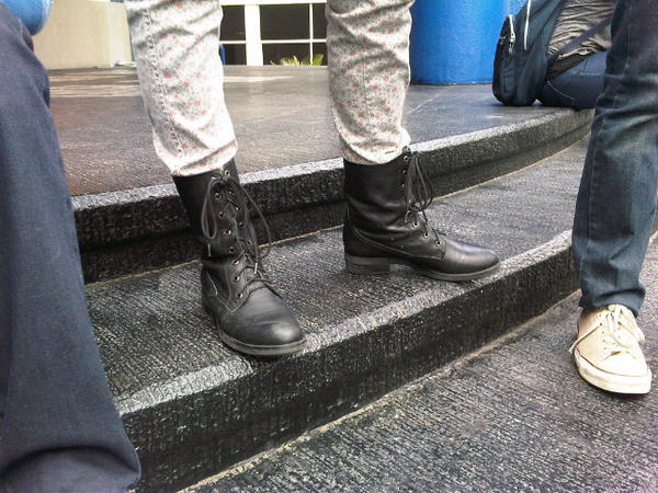 Alfredo_Cav's tweet image. #cargoboots