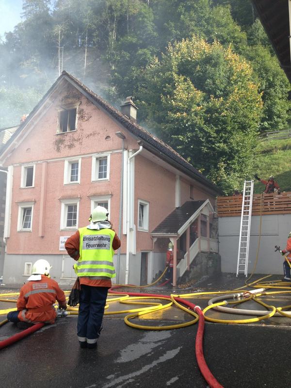 kurliaug's tweet image. ...gelöscht #brand #pfäfers #feuerwehr