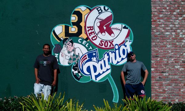 OE_McTweets's tweet photo. The Bean reps on the West Coast!!! http://t.co/gulA7AZQ