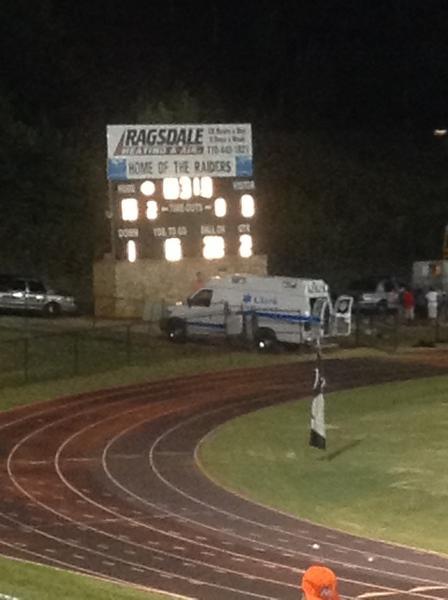 dhill835's tweet image. #VillaRica at #EastPaulding #GPBSports East Paulding 10 VillaRica 0 Halftime  gpb.org/node/64091