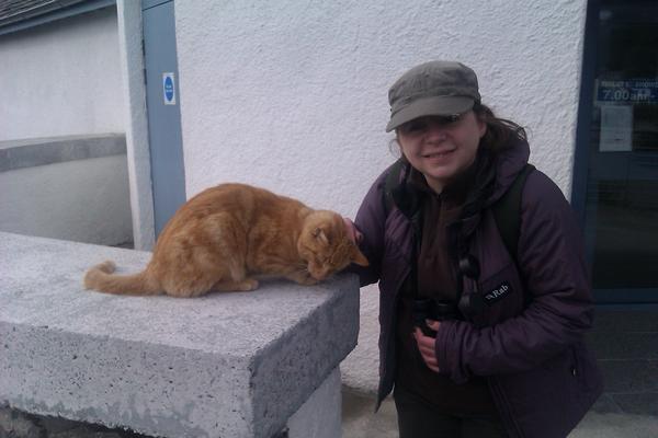 FlamboroBirder's tweet image. Another pic of @Jo_birding  and the #TobermoryCat #RIPTC