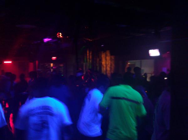 TBC_RVA's tweet photo. To the window........to the wall!!!! http://t.co/tLRWki6s