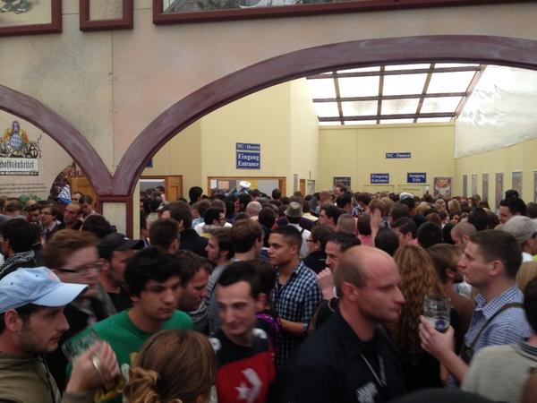 10:43am #LiveFrom #Oktoberfest | The toilet queue