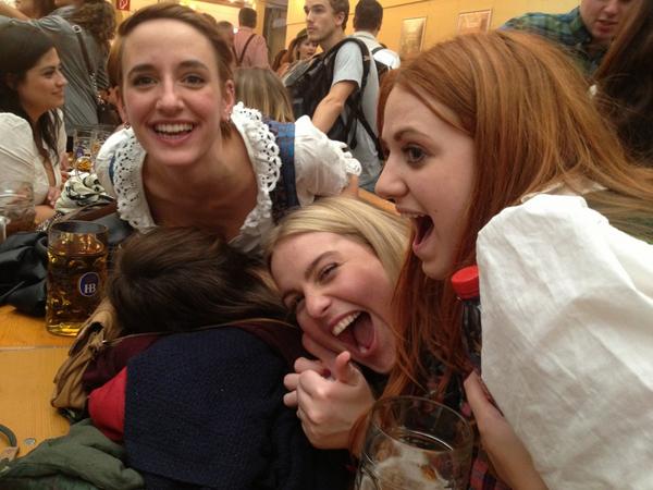 12:55pm #LiveFrom #Oktoberfest | She's dead. It's 5 to 1!!!