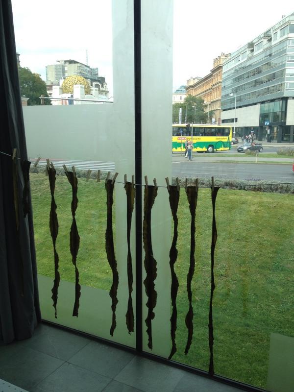 fabionovembre's tweet image. Golden leaves and seaweeds #JuliaLohmann #ViennaDesignWeek