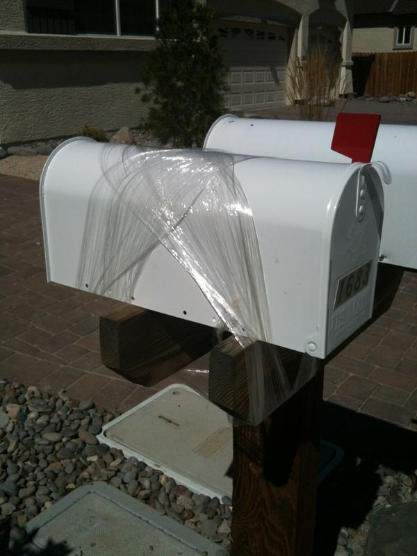 JoniTheBean's tweet photo. Had to attach my new mailbox so we could receive mail today... http://t.co/CLjgy8rb