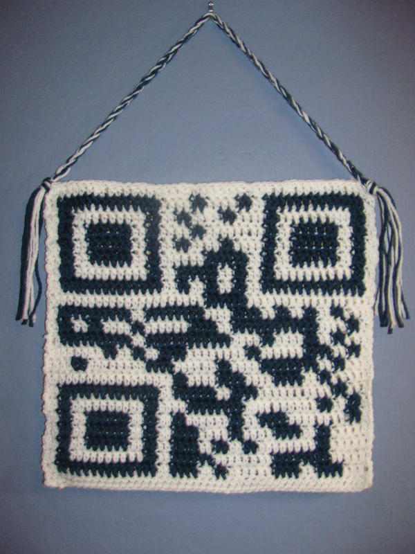 HopeTree's tweet image. I'm ready to defend my Lady Jaina's Theramore! I even crocheted my own battle standard. @warcraft @Shadesogrey