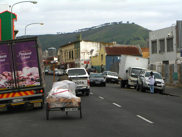 pediback's tweet photo. #pedi-back has successfully piggybacked it's first cargo in collaboration with @weareThingking, manned by @doosobject. http://t.co/XFAiUBdD