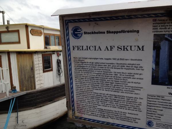 paulandstorm's tweet image. [P] This boat&apos;s name is...curious. #Sweden #translationissues (cc: @feliciaday)