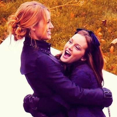 LeightonTurkey's tweet photo. Blair Waldorf &amp; Serena ☺ http://t.co/QI0IXU8w