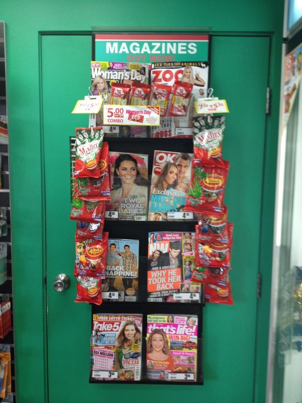 wwpetdbay's tweet photo. Good idea by Dbay staff http://t.co/Ky6EkGUd