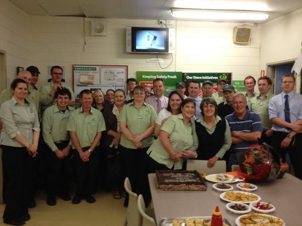 ralphpatterson's tweet photo. All the very best Dianne in retirement, 26 years of service in the one store #3285 Mordialloc http://t.co/NG52HIiV