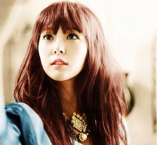 HallyuObsession's tweet photo. La Reina del K Pop toma su merecido lugar en el especial como parte del Old School. No te lo pierdas! http://t.co/WuToVhdO