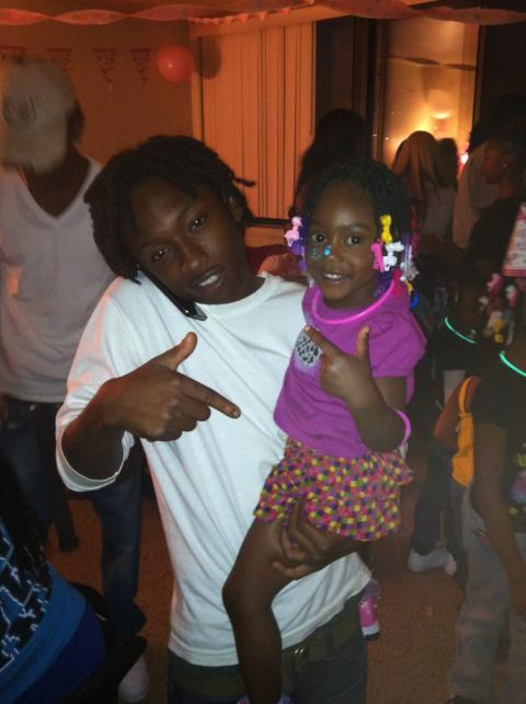 oblock_savage's tweet photo. MY LIL ONE I LOVE HER <3 http://t.co/Nls4O3gN