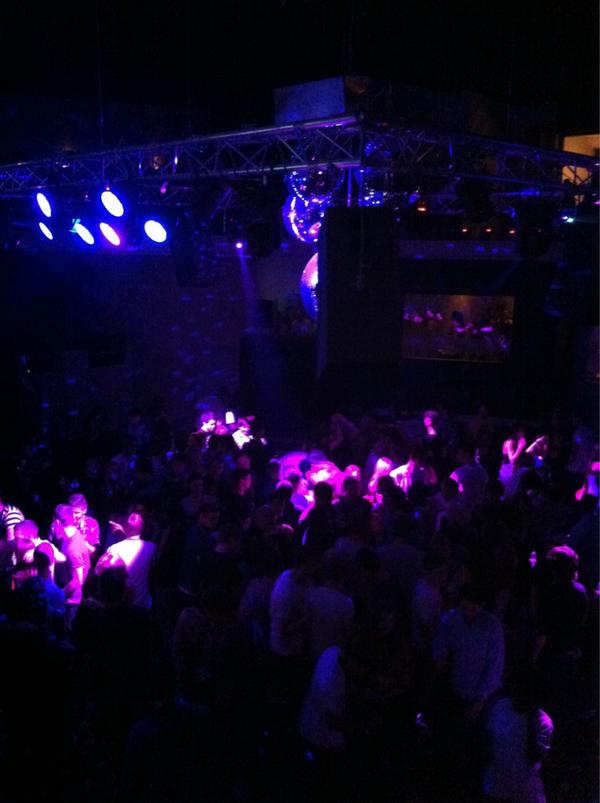 BoxDirty's tweet photo. @provenancenight rammed tonight!! GOSSIP is finally here, Free entry EVERY Weds &amp; 10 Different £1 Drinks!

@RDKeary http://t.co/DfBSUHh3