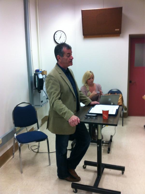 profeff's tweet photo. Dave Barthmuss, GM's western regional communication manager speaks to SJSU's PRSSA club last evening. http://t.co/WZNfLZCp