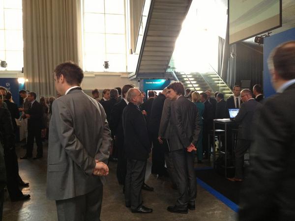 umavienna's tweet photo. Packed Crowd #Ibmconnected http://t.co/WrD6cf6a
