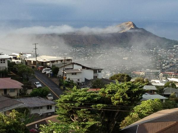 harvman's tweet photo. Different view of DH with the cloud cover - majestic! http://t.co/RKgrtZWc