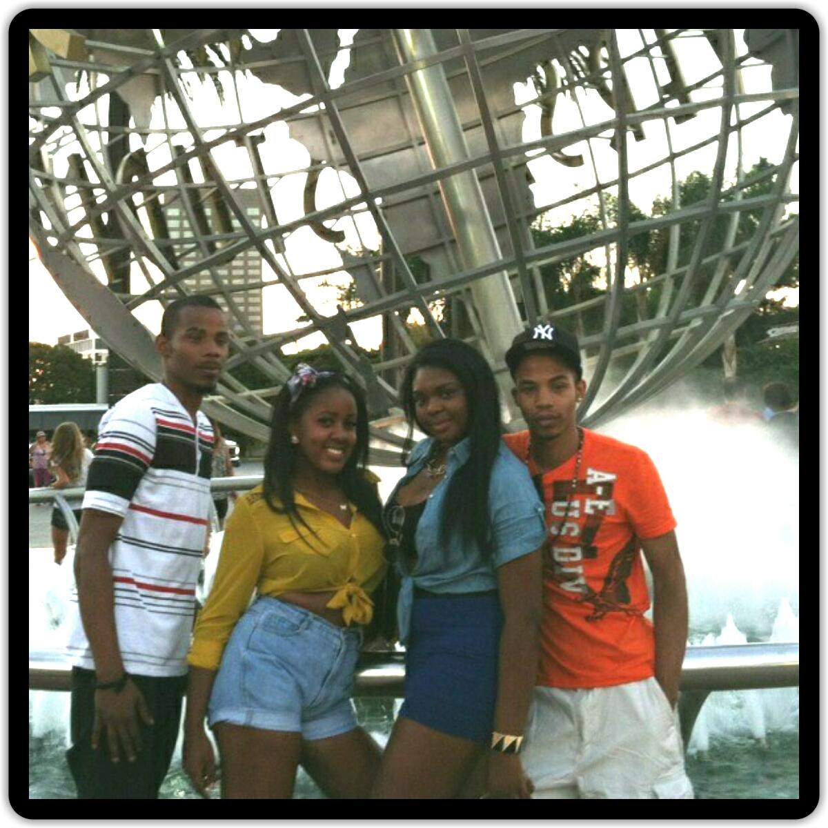 Say cheese aha -_- , they dnt like to smile aha http://t.co/iUvlazjK