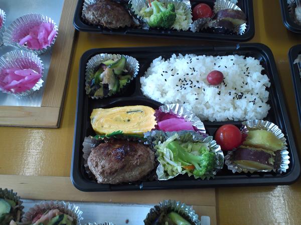 ForteForteForte's tweet photo. 今日のけんこう弁当 http://t.co/nnyTQm8b