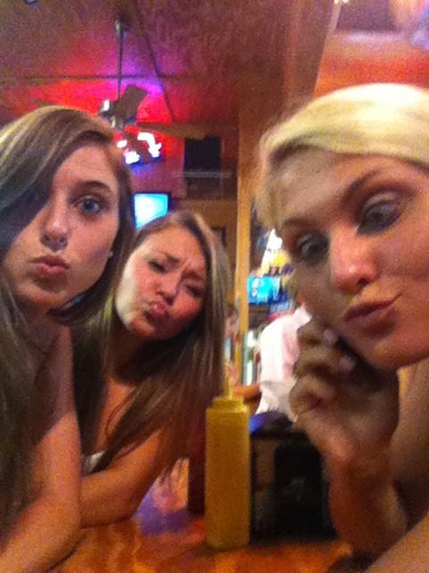 SupDogsECU's tweet image. lol at the eyes on the right RT @taraamarieee Hi y'all #supdogs