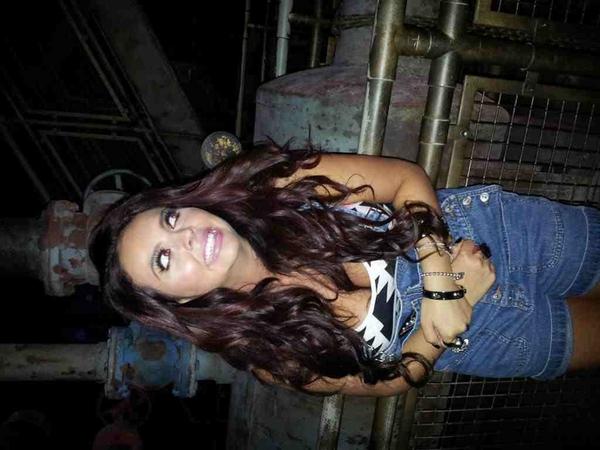 JordanBanjoPriv's tweet photo. @JesyNelsonPriv does pull of a good scared face and manages to look spiffing http://t.co/S5JVOIgf