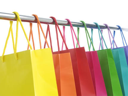 enchantedvip's tweet photo. Nos vamos de fin de semana pensando en ti y ya nos llegan desde todo  el mundo bolsas llenas de mimos para cuidarte http://t.co/VYYSRw7Z