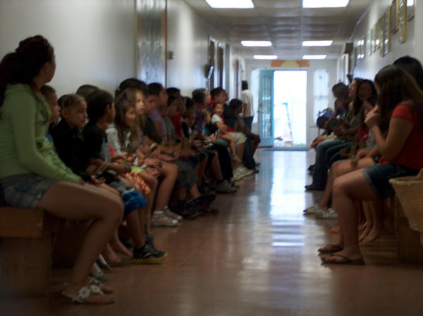 ohentoniieteAFS's tweet image. Friday! That means singing day here at the #AkwesasneFreedomSchool !! #MohawkLanguage #Culture #Tradition